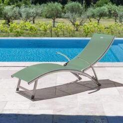 Transat Samba Pliable Et Empilable Vert Olive Hespéride -Mobilier Soleil transat samba vert olive hesperide 1 2